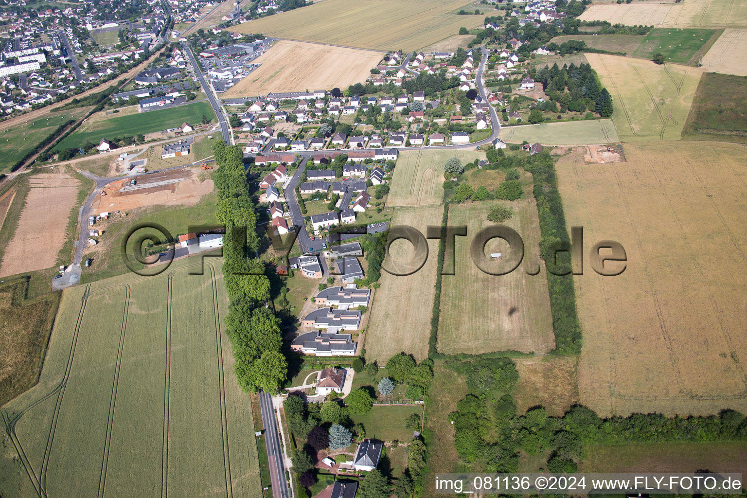 Vue aérienne de Montoire-sur-le-Loir dans le département Loir et Cher, France