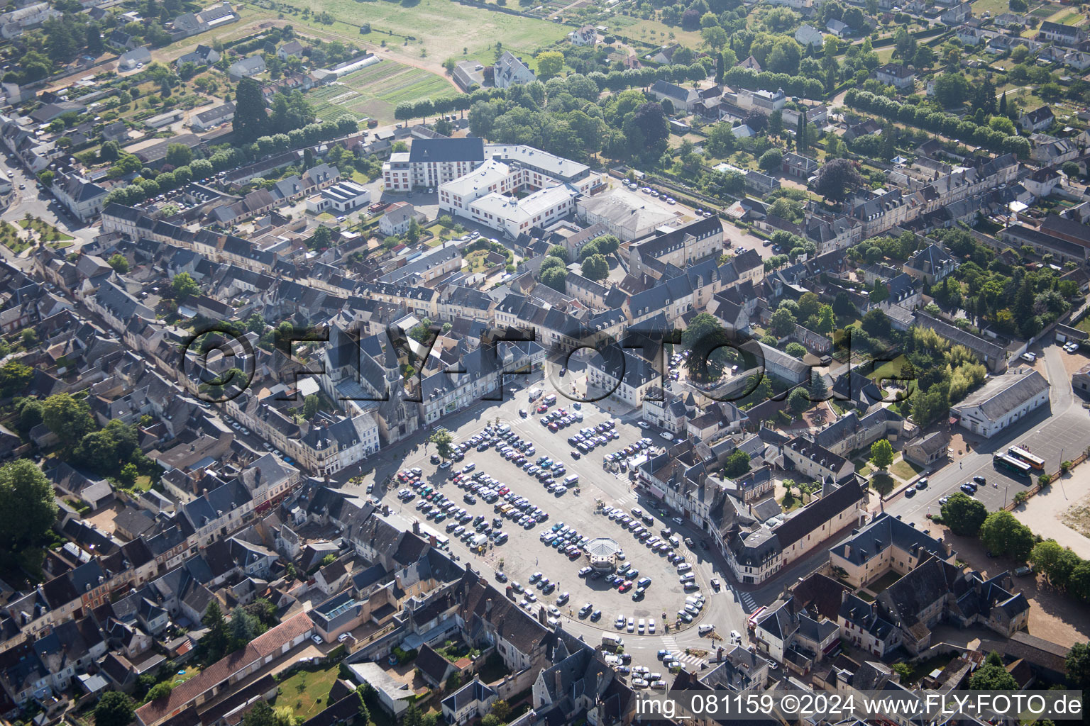 Montoire-sur-le-Loir dans le département Loir et Cher, France d'un drone