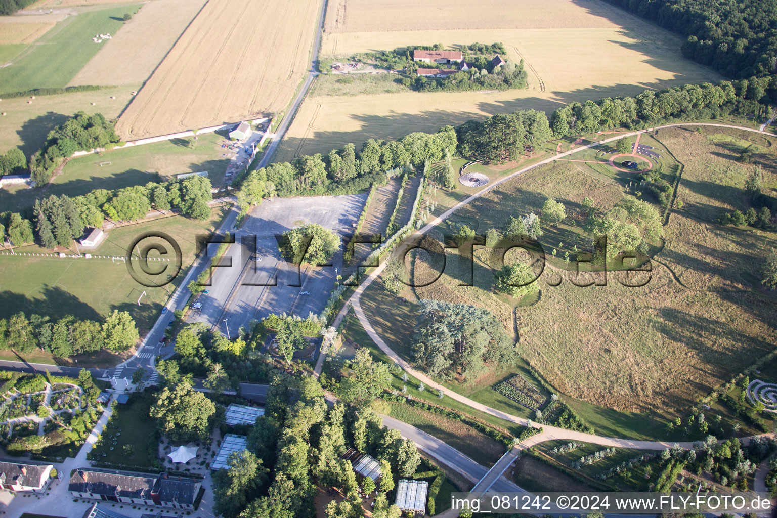 Chaumont-sur-Loire dans le département Loir et Cher, France vue du ciel