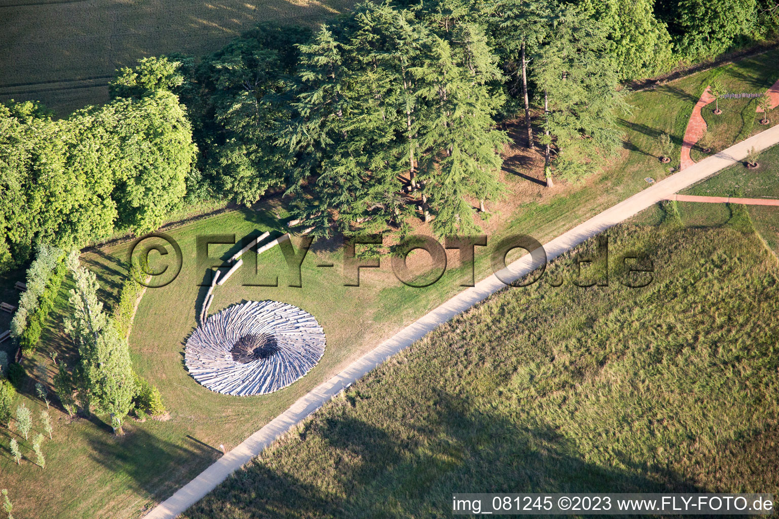 Image drone de Chaumont-sur-Loire dans le département Loir et Cher, France