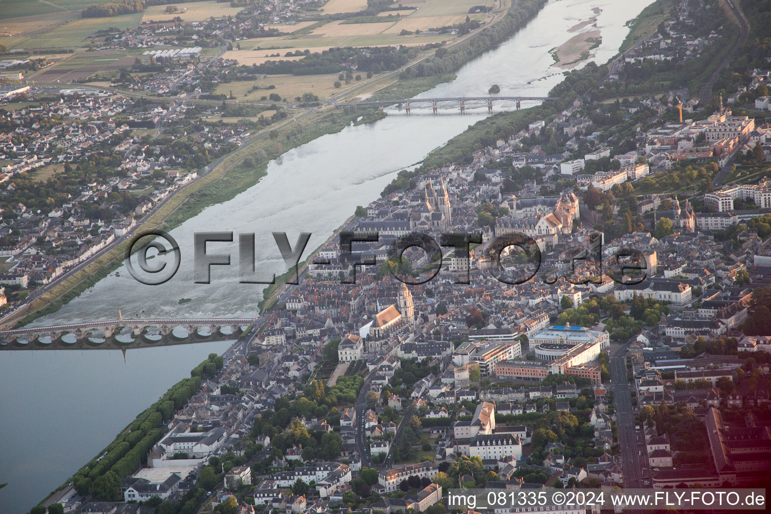 Vue aérienne de Blois dans le département Loir et Cher, France