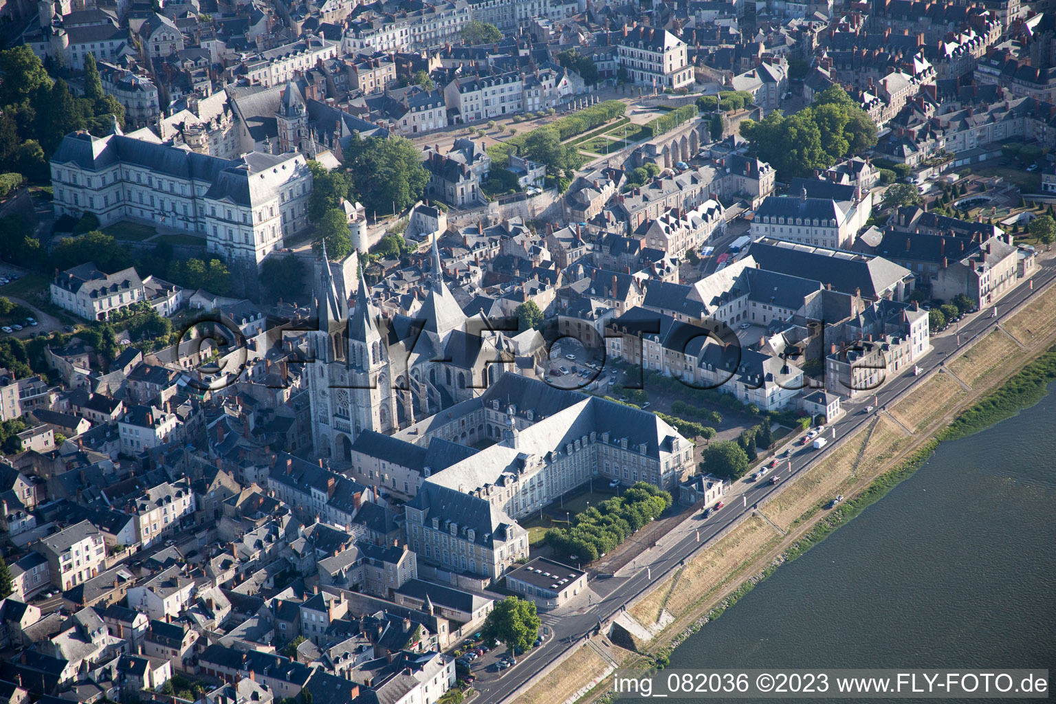 Blois dans le département Loir et Cher, France d'en haut