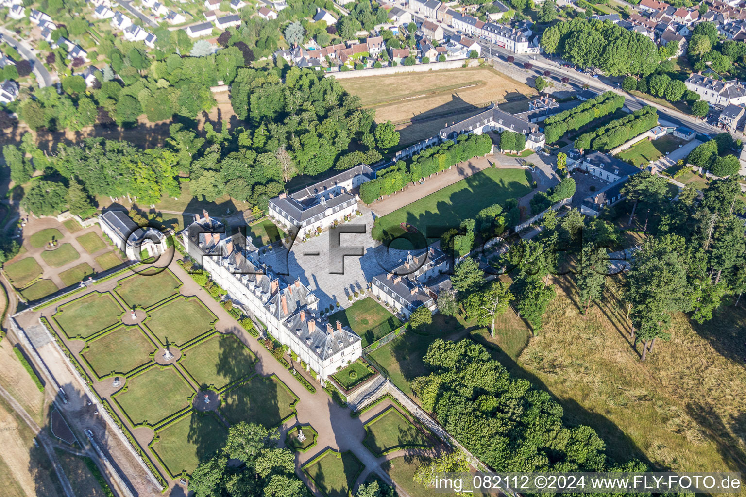 Photographie aérienne de Parc du Château de Menars sur la Loire à Menars dans le département Loir et Cher, France