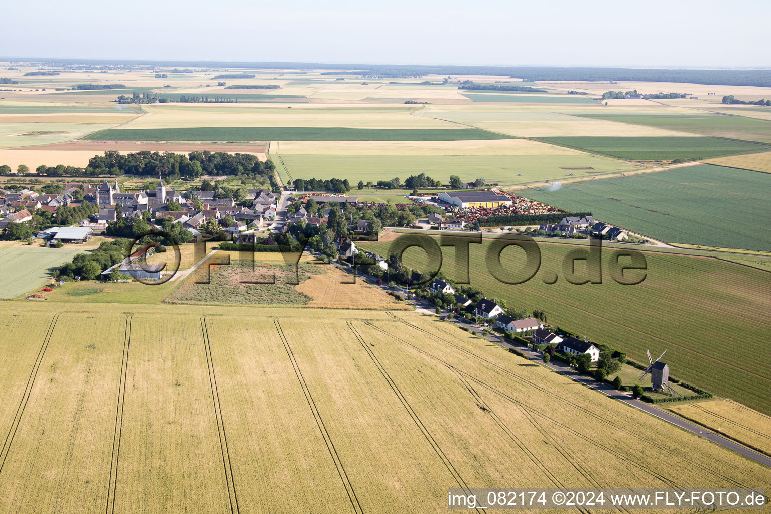 Vue aérienne de Talcy dans le département Loir et Cher, France