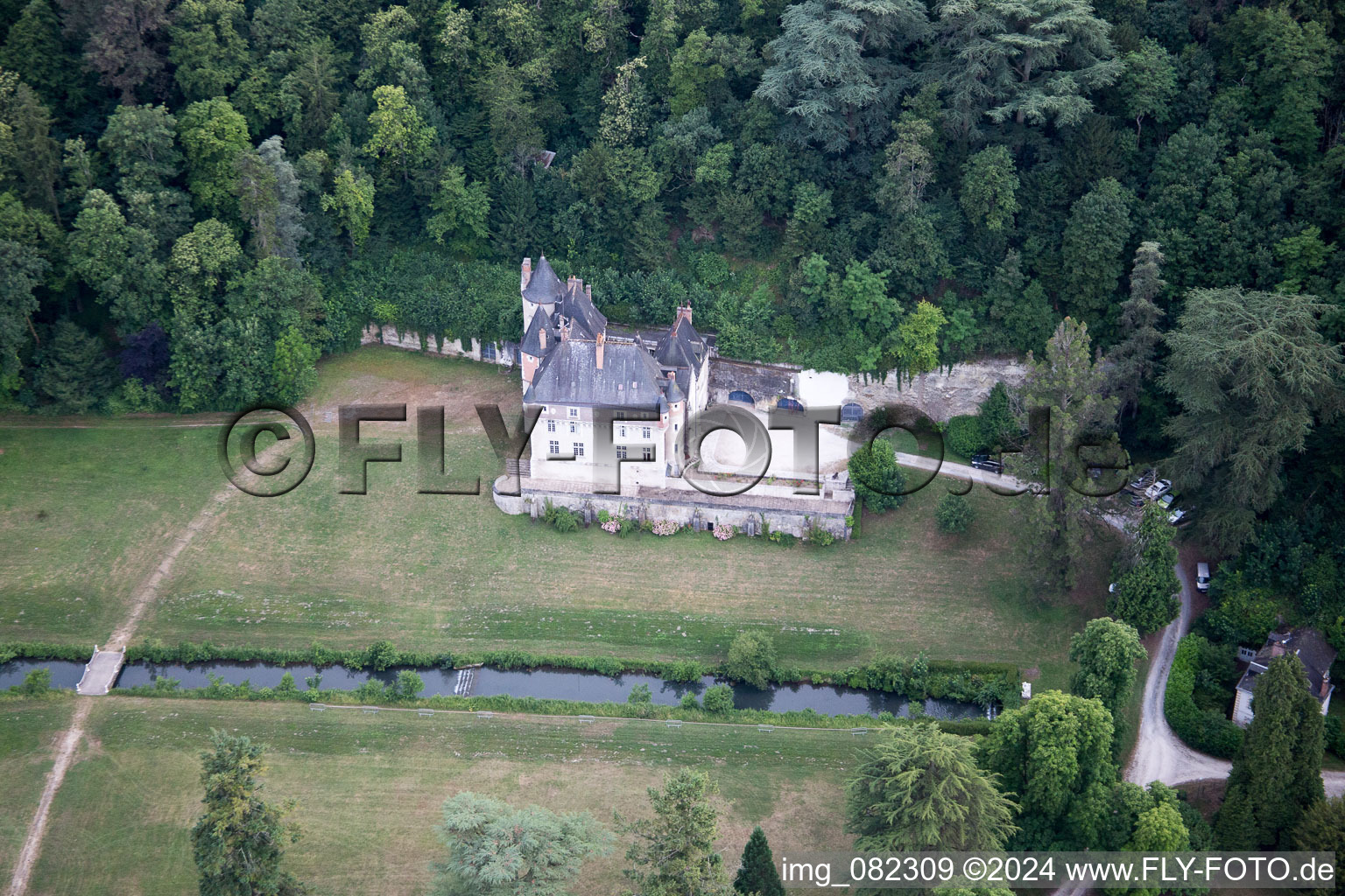 Pocé-sur-Cisse dans le département Indre et Loire, France vue d'en haut