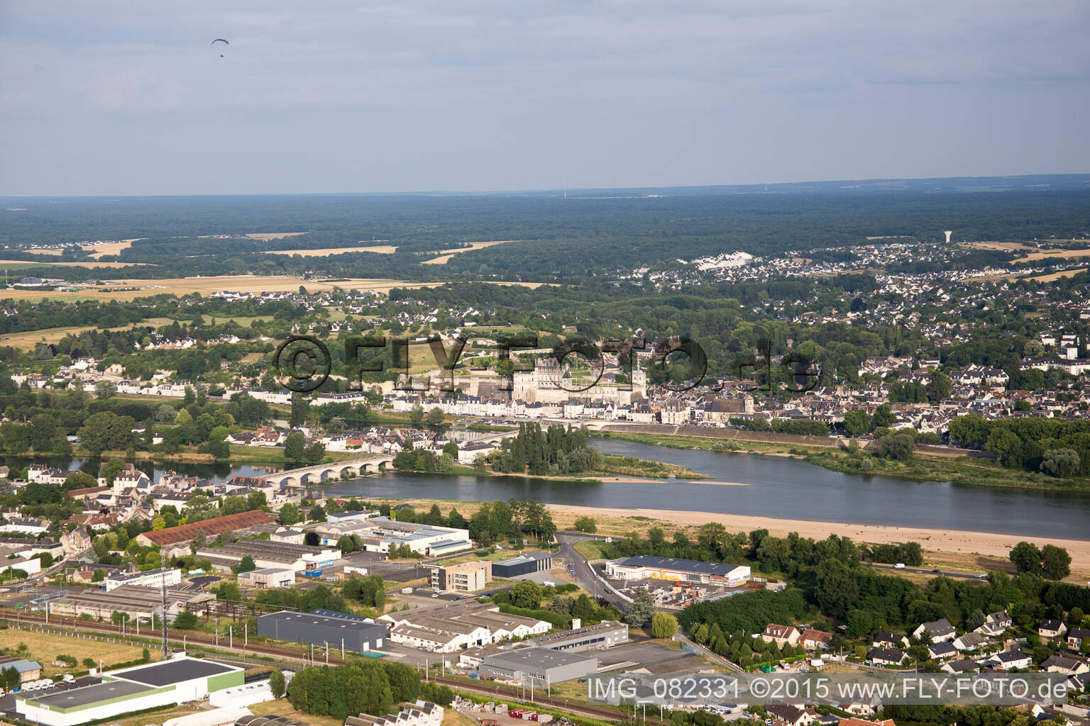 Vue aérienne de Amboise dans le département Indre et Loire, France