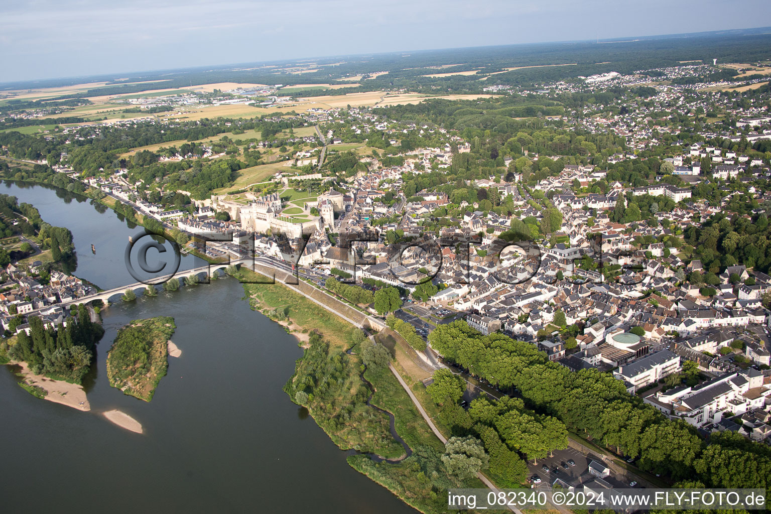 Vue aérienne de Quartier Nord-Nord Est in Amboise dans le département Indre et Loire, France