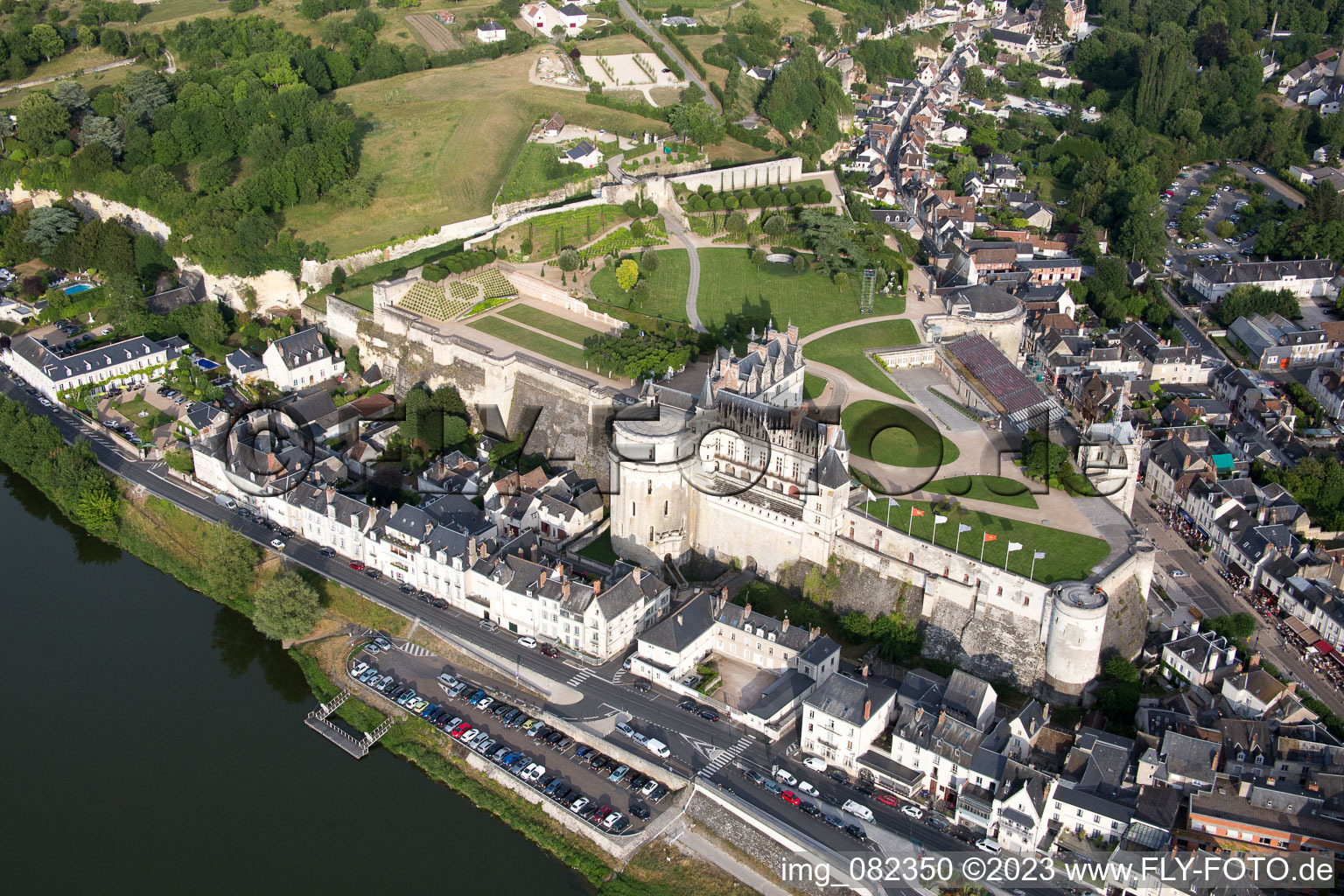 Amboise dans le département Indre et Loire, France vue du ciel