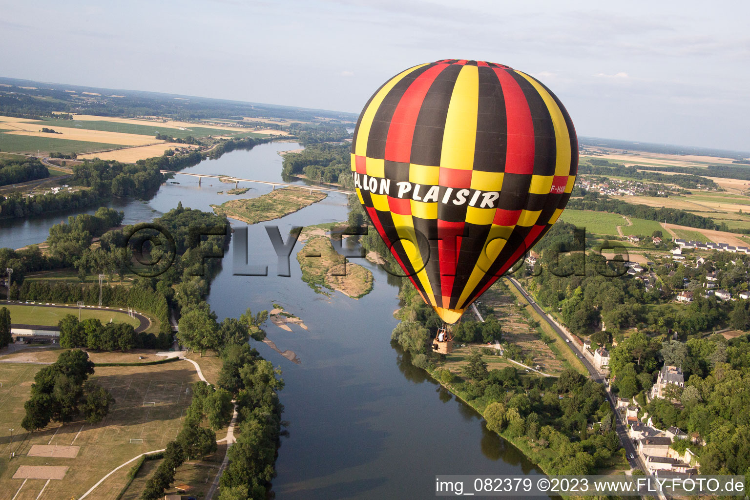 Amboise dans le département Indre et Loire, France vue d'en haut