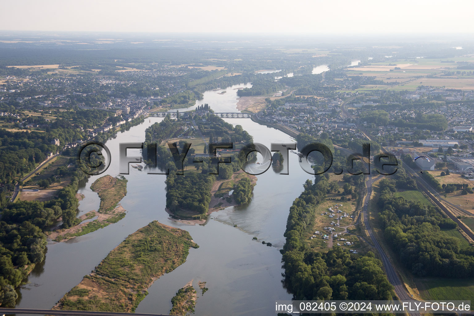 Vue aérienne de Île de Seine à Amboise dans le département Indre et Loire, France