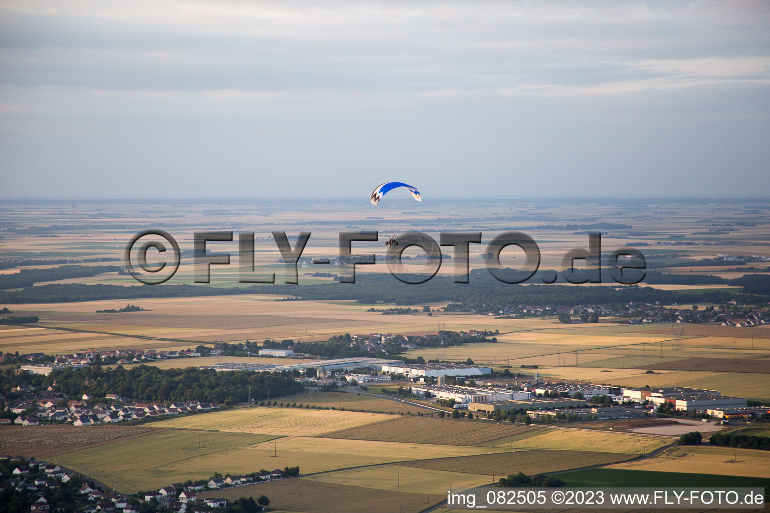 Photographie aérienne de Saint-Sulpice-de-Pommeray dans le département Loir et Cher, France