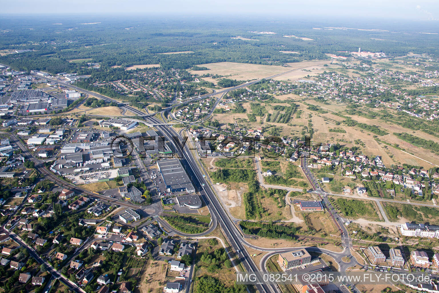 Vue aérienne de Orléans à Olivet dans le département Loiret, France