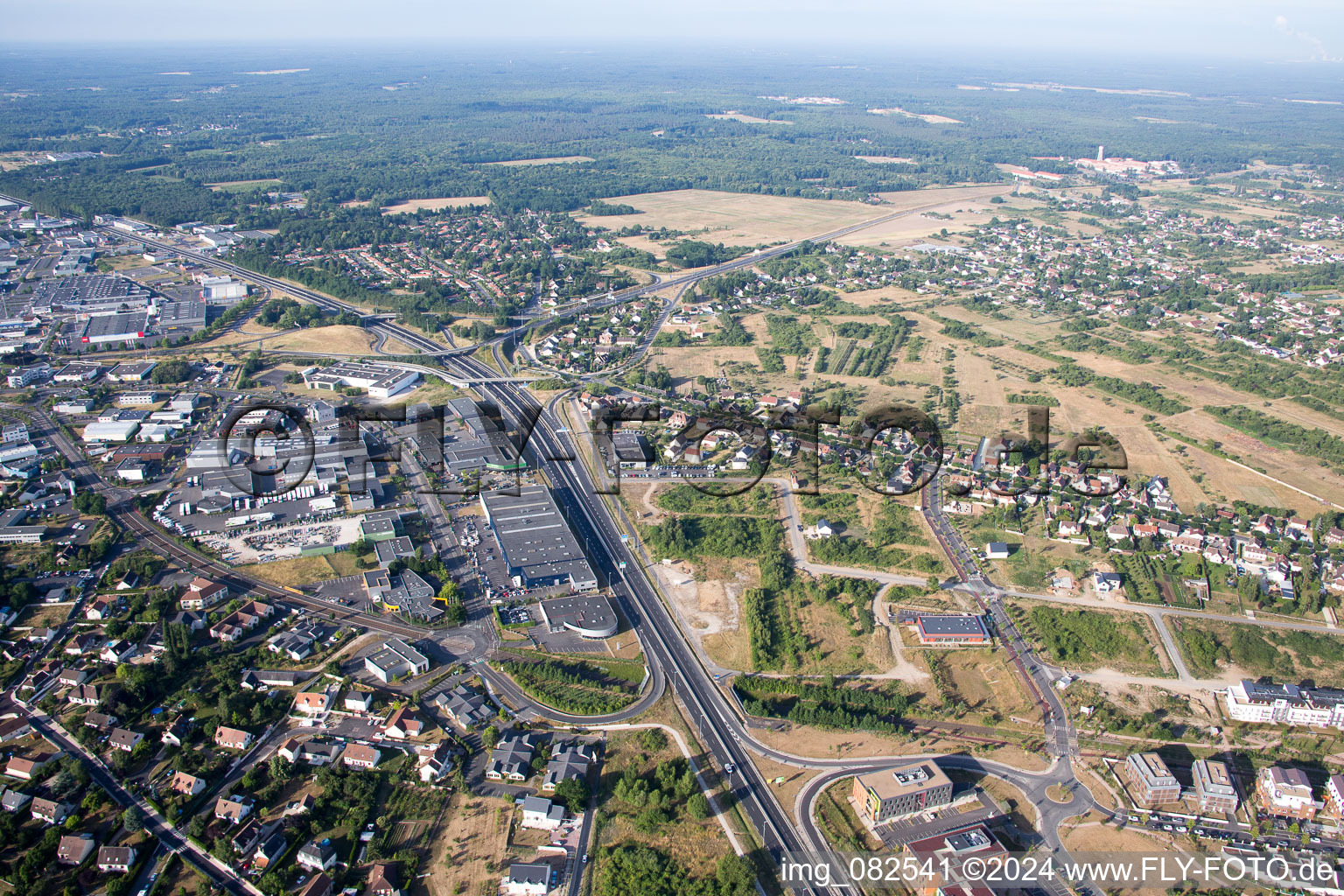 Vue aérienne de Orléans à Olivet dans le département Loiret, France