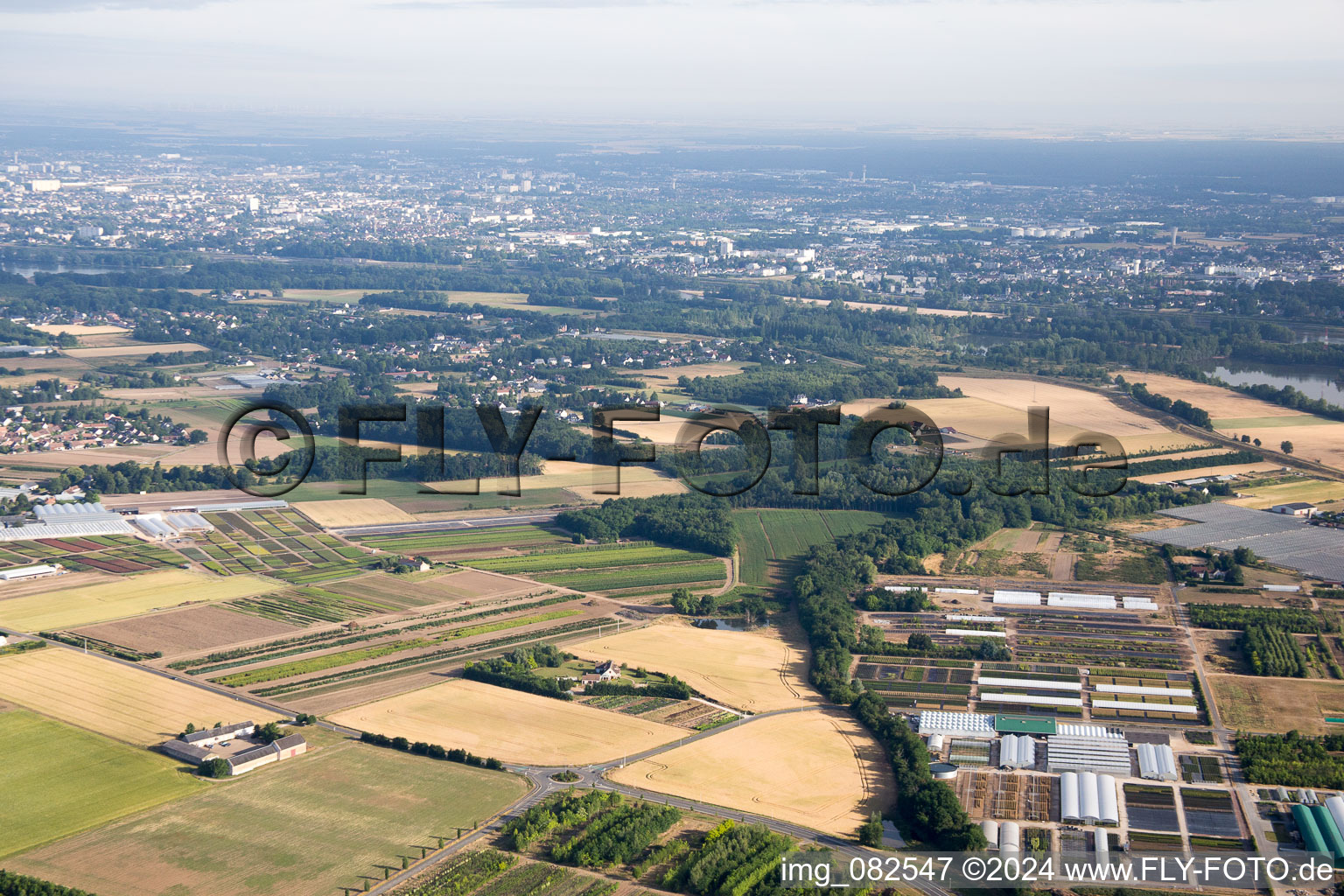 Photographie aérienne de Saint-Denis-en-Val dans le département Loiret, France