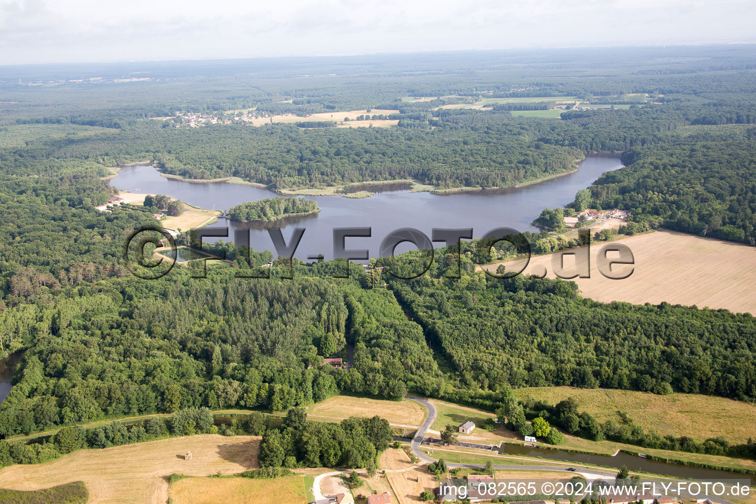 Photographie aérienne de Combreux dans le département Loiret, France