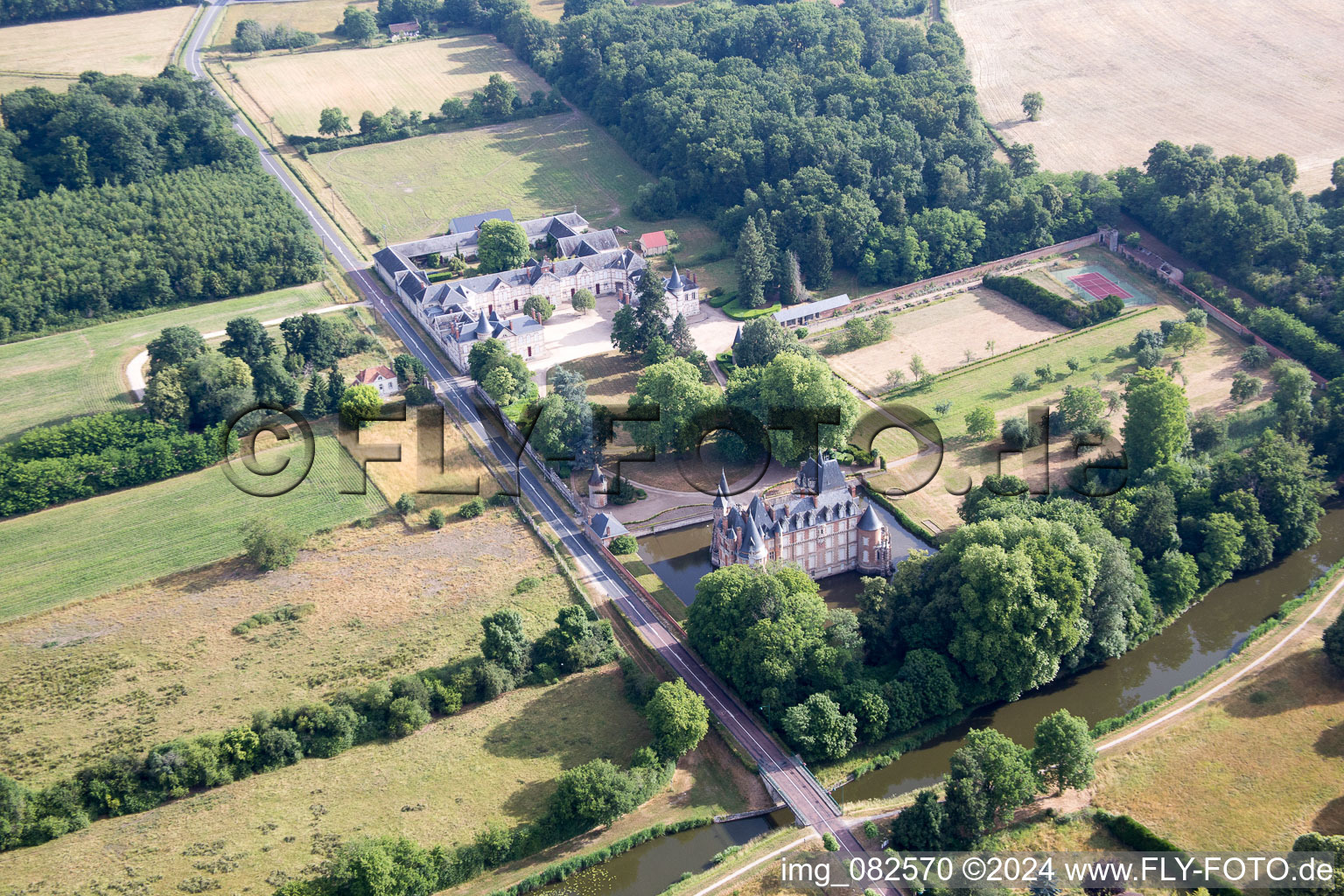 Combreux dans le département Loiret, France vue d'en haut