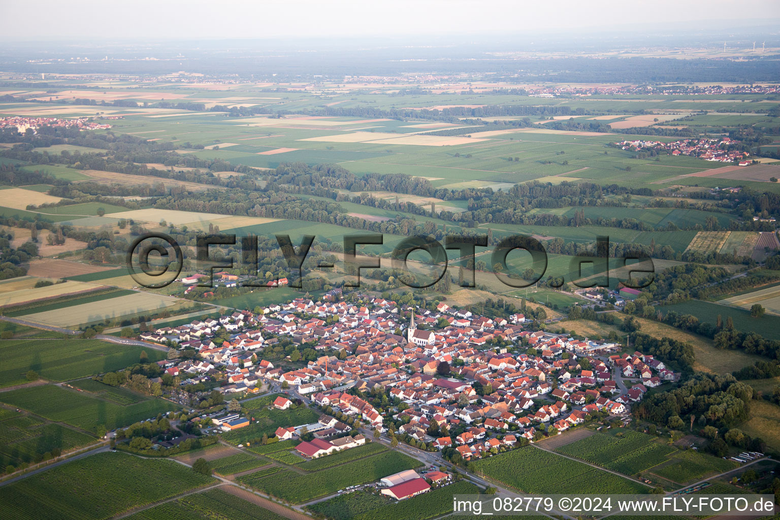 Venningen dans le département Rhénanie-Palatinat, Allemagne d'en haut