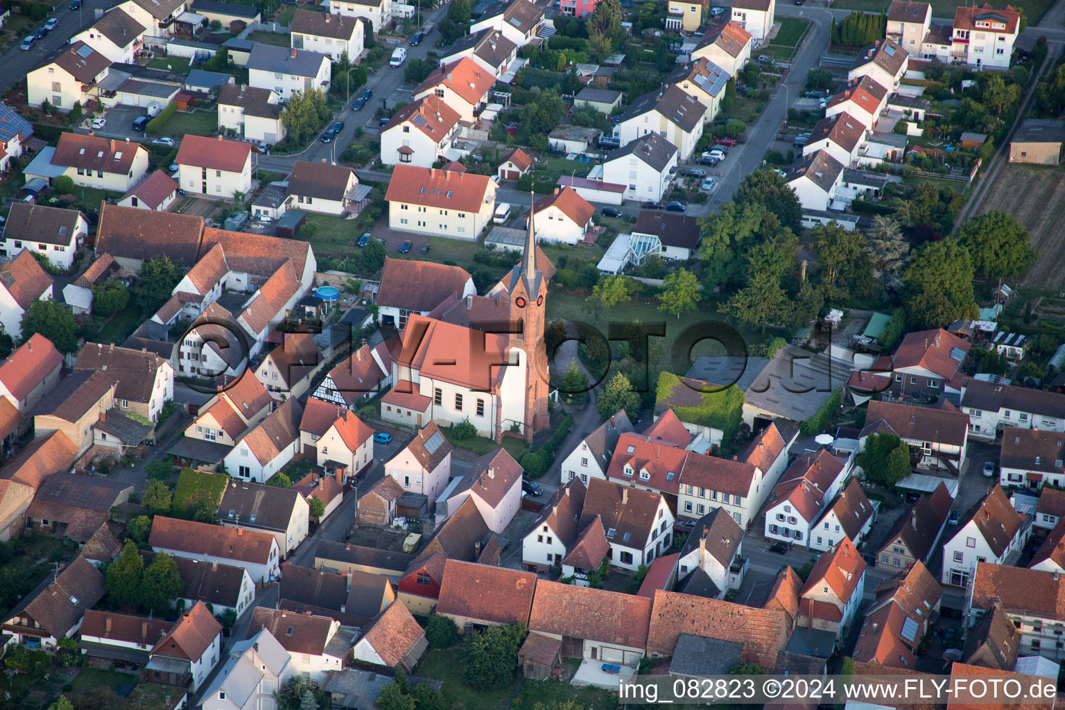 Photographie aérienne de Hochstadt dans le département Rhénanie-Palatinat, Allemagne