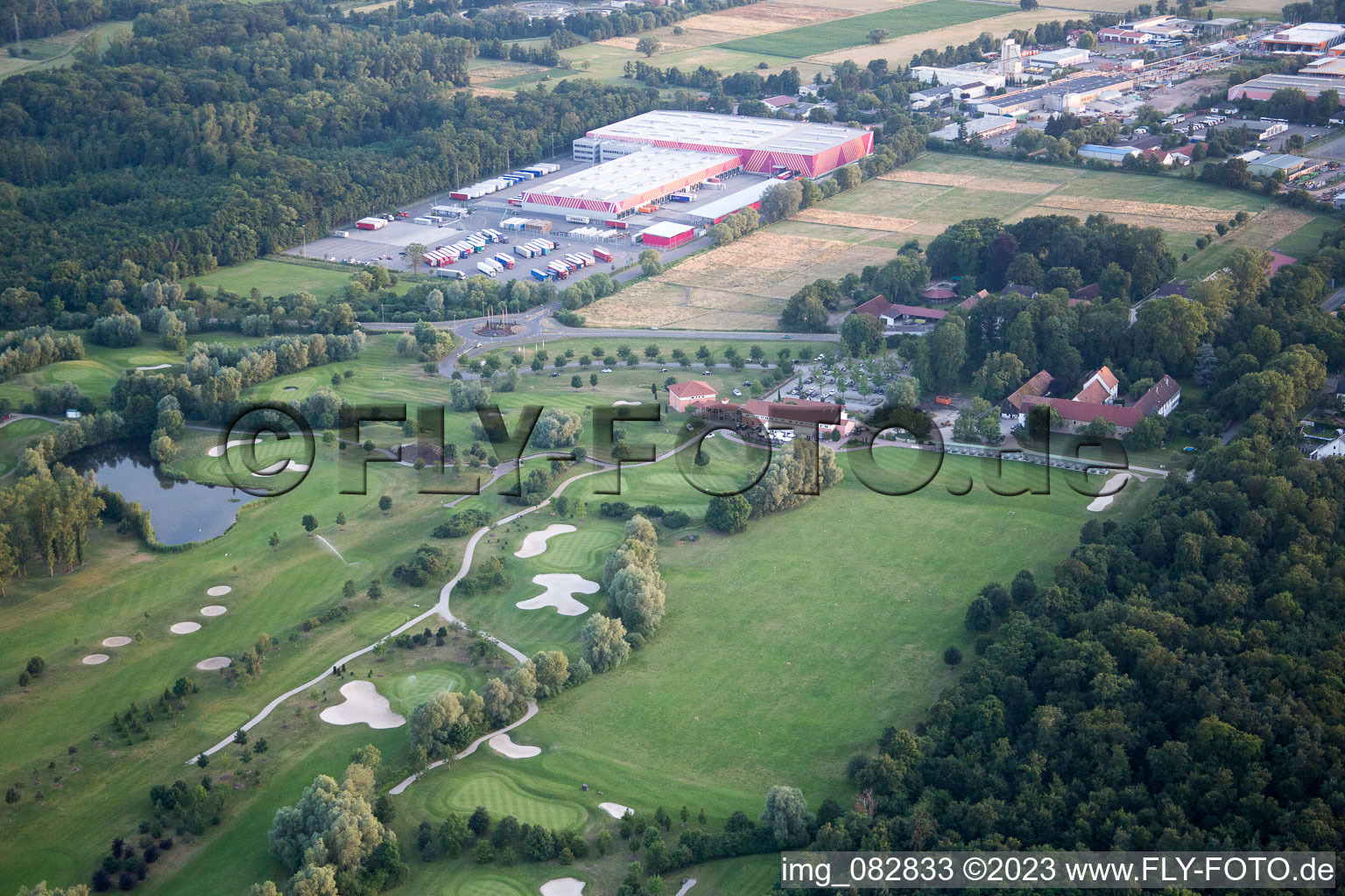 Golfclub Dreihof à Essingen dans le département Rhénanie-Palatinat, Allemagne d'en haut