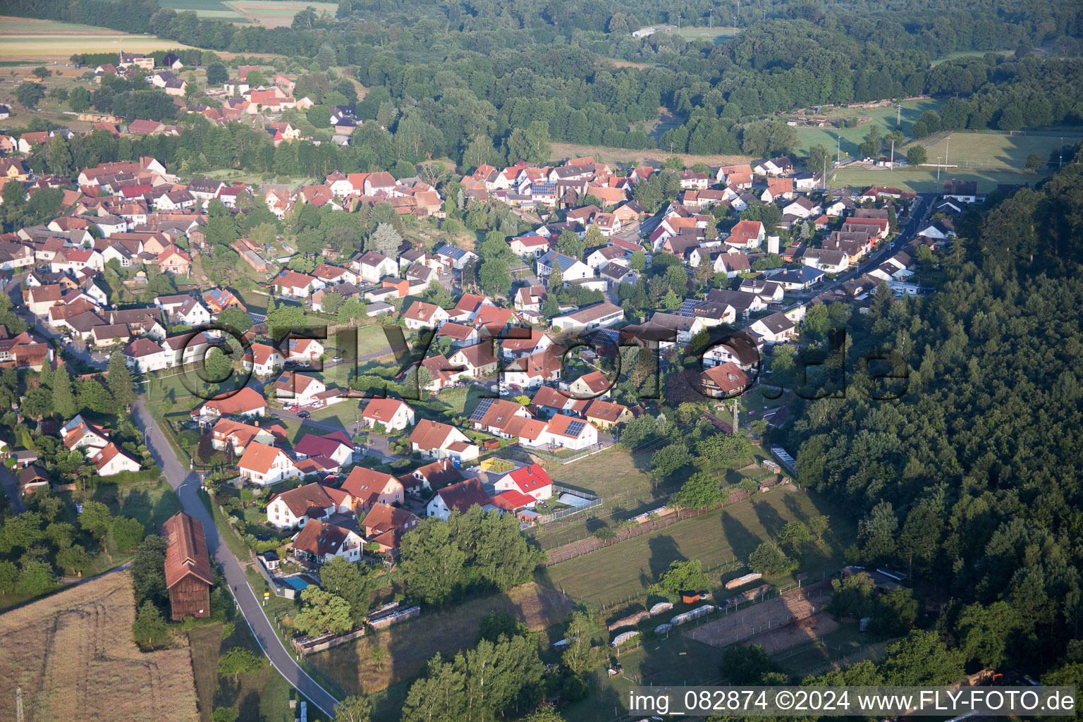 Vue aérienne de Scheibenhard dans le département Bas Rhin, France