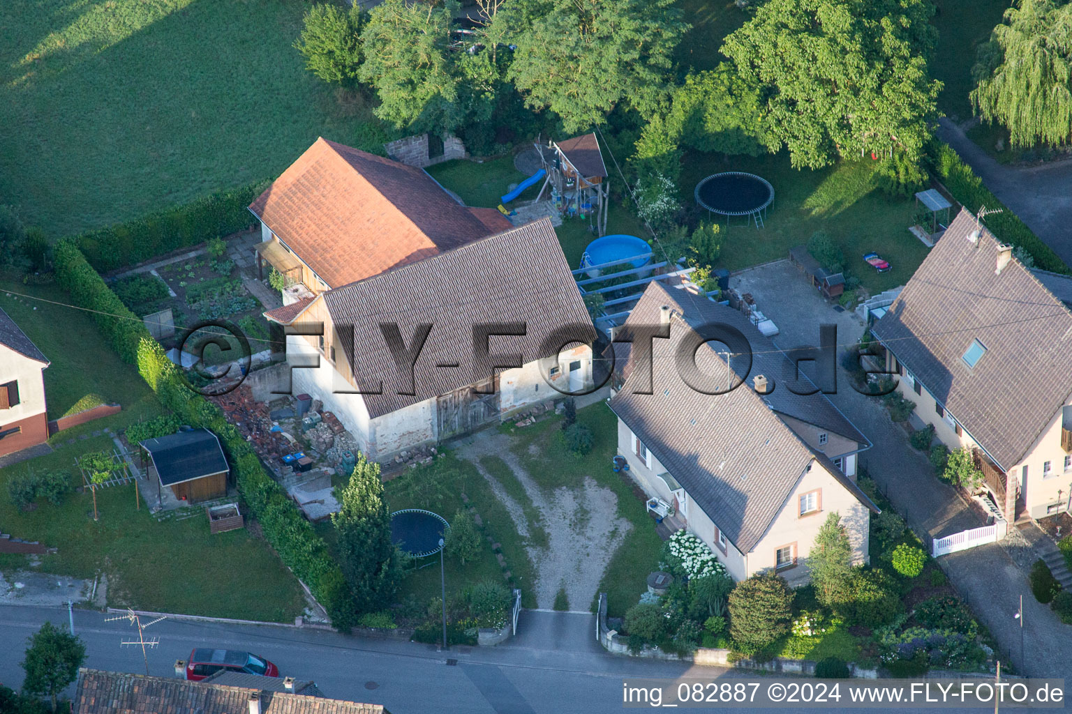 Scheibenhard dans le département Bas Rhin, France vu d'un drone