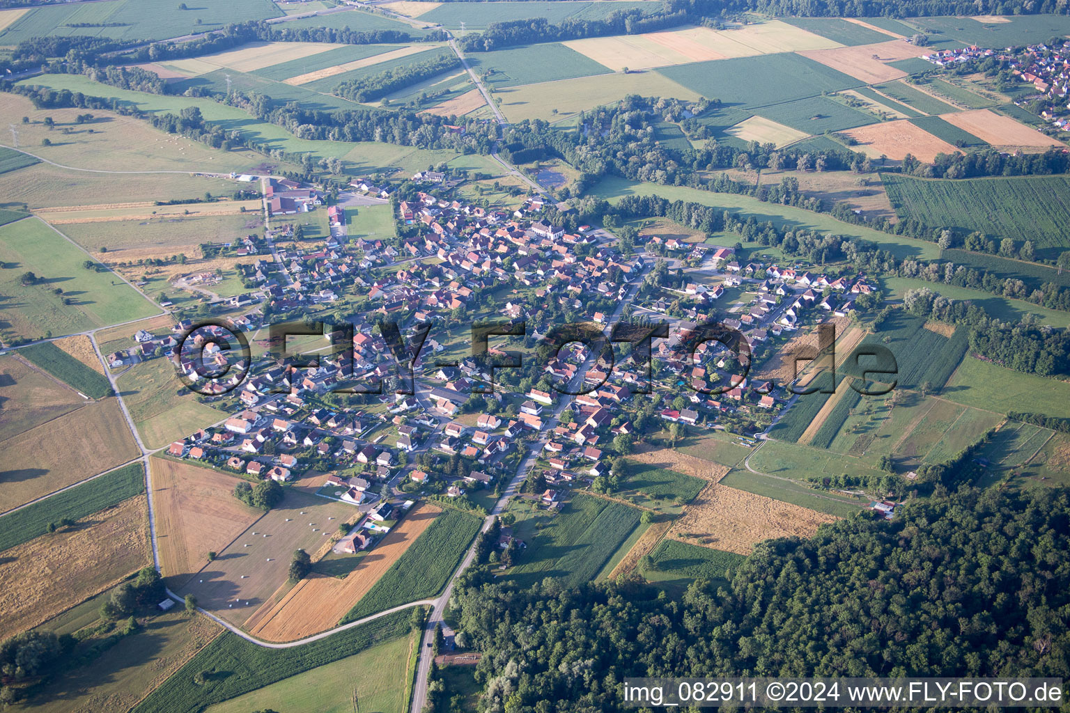 Vue aérienne de Forstfeld dans le département Bas Rhin, France