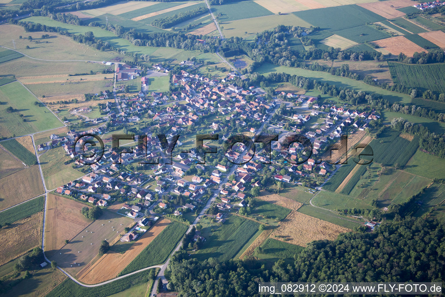 Vue aérienne de Forstfeld dans le département Bas Rhin, France