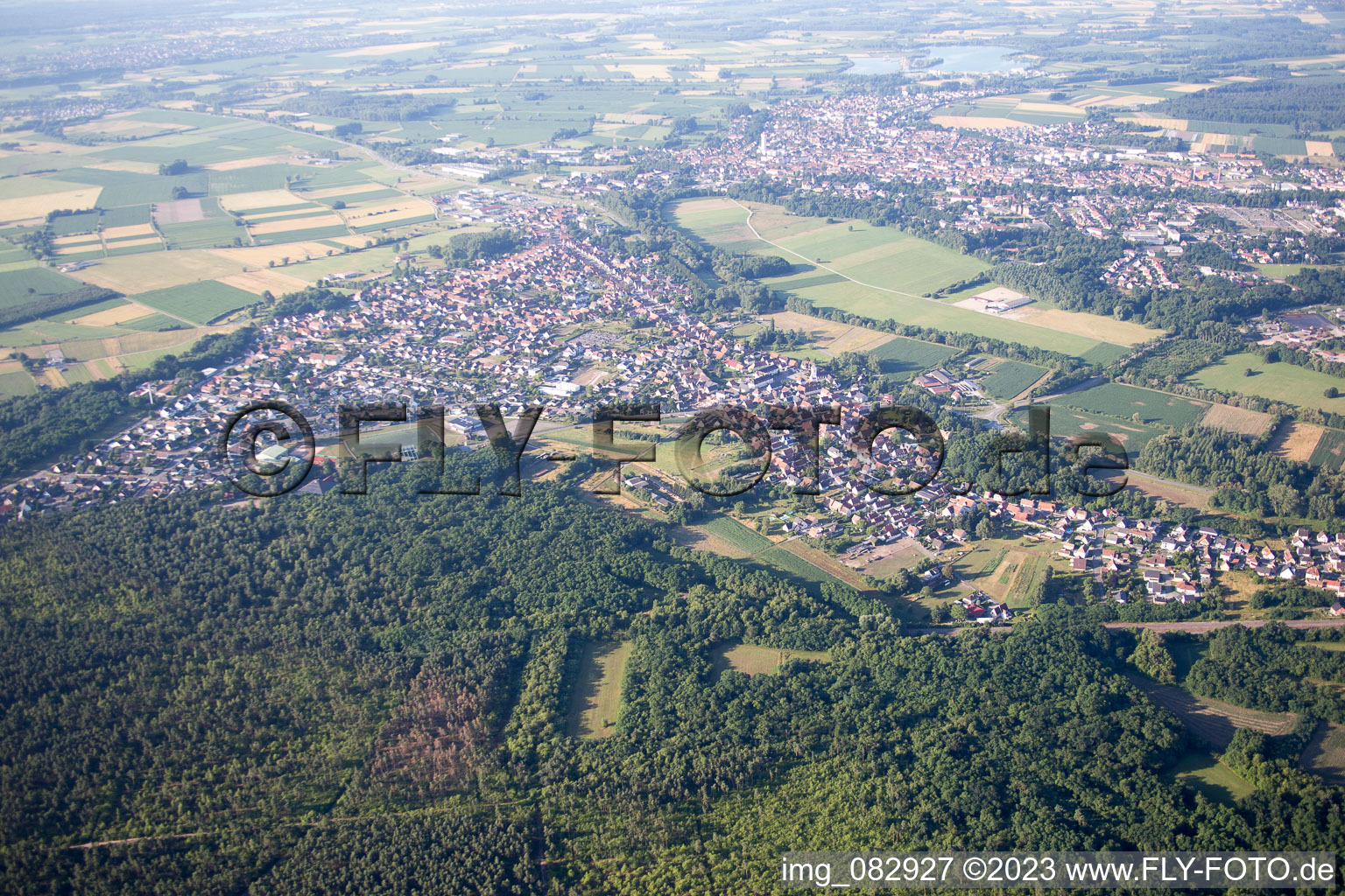 Enregistrement par drone de Oberhoffen-sur-Moder dans le département Bas Rhin, France
