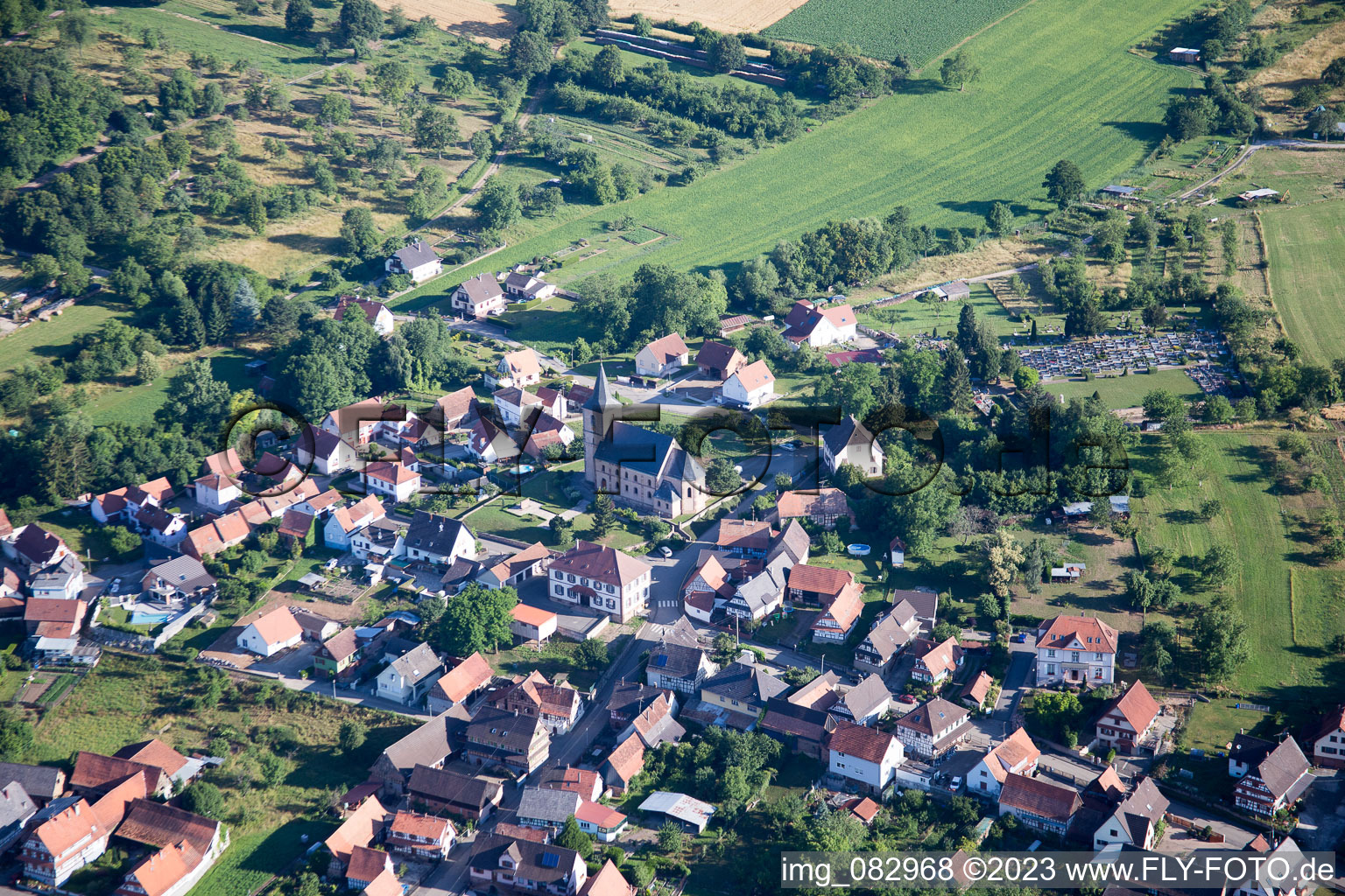 Vue oblique de Preuschdorf dans le département Bas Rhin, France
