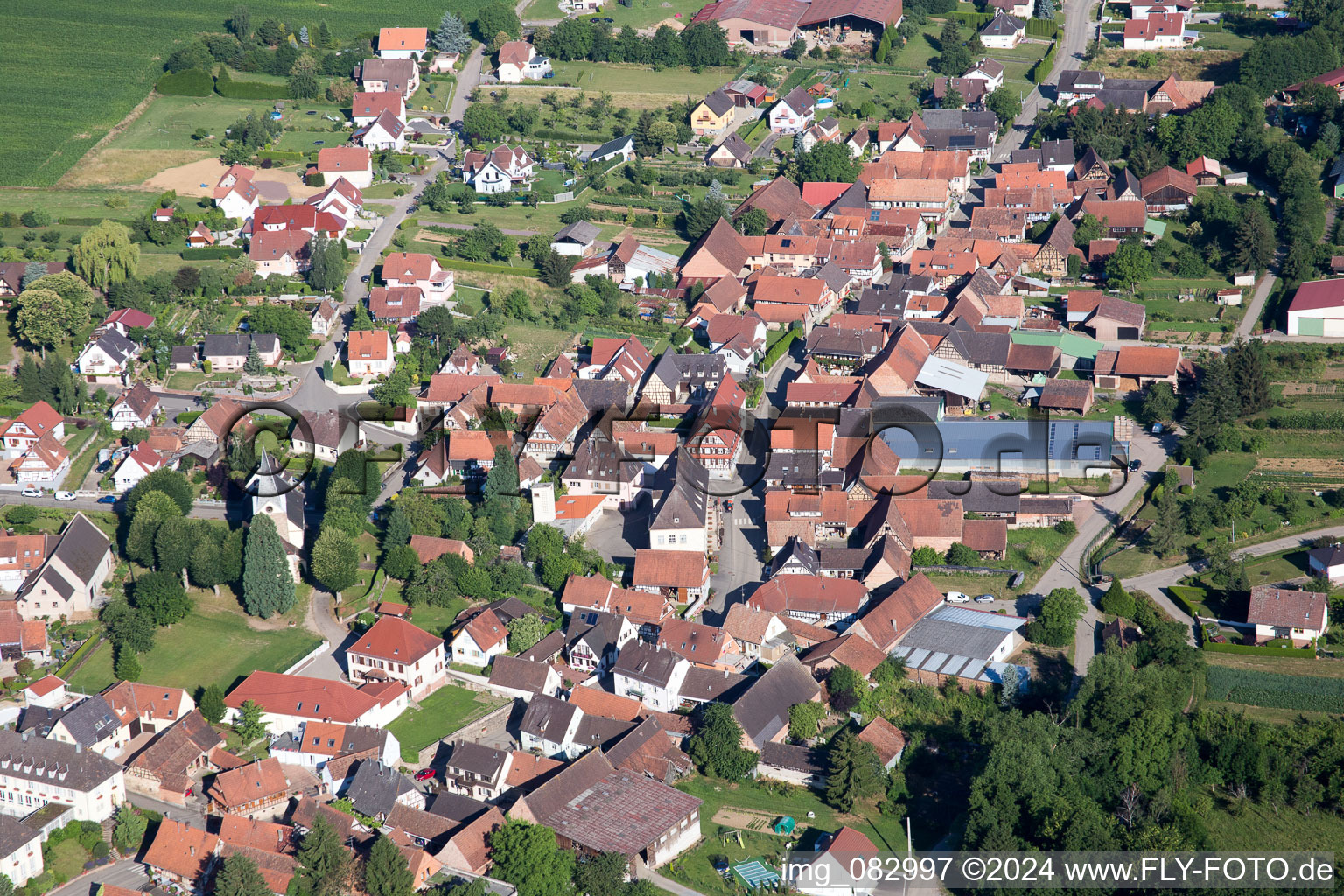 Vue oblique de Steinseltz dans le département Bas Rhin, France