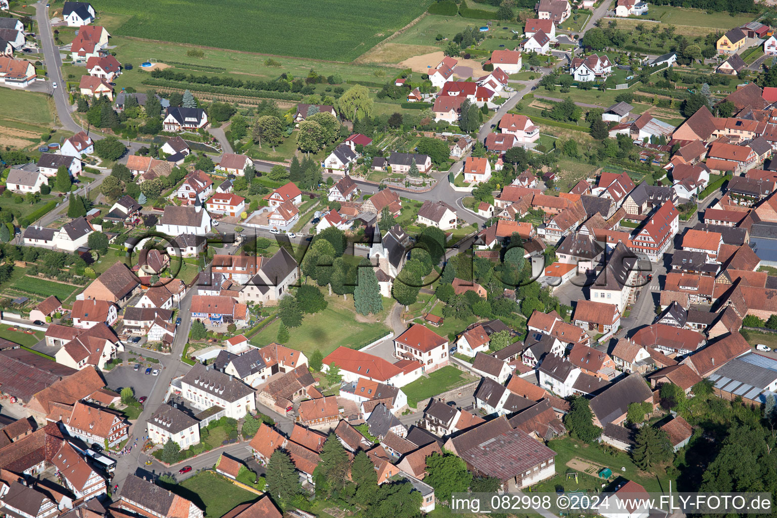 Steinseltz dans le département Bas Rhin, France d'en haut