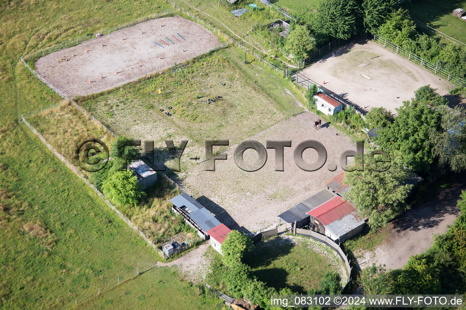 Vue oblique de Minfeld dans le département Rhénanie-Palatinat, Allemagne