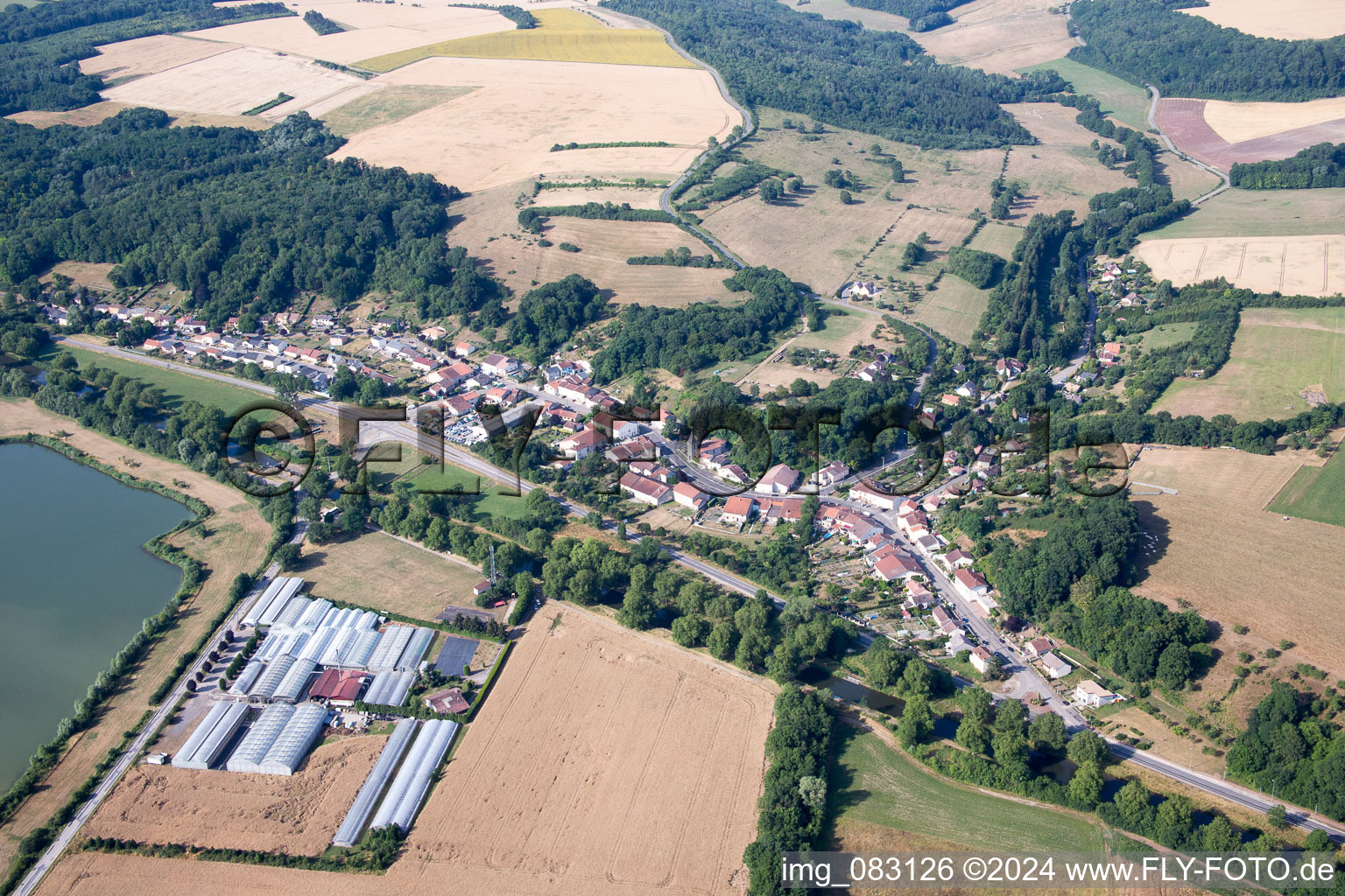 Vue aérienne de Crévéchamps dans le département Meurthe et Moselle, France