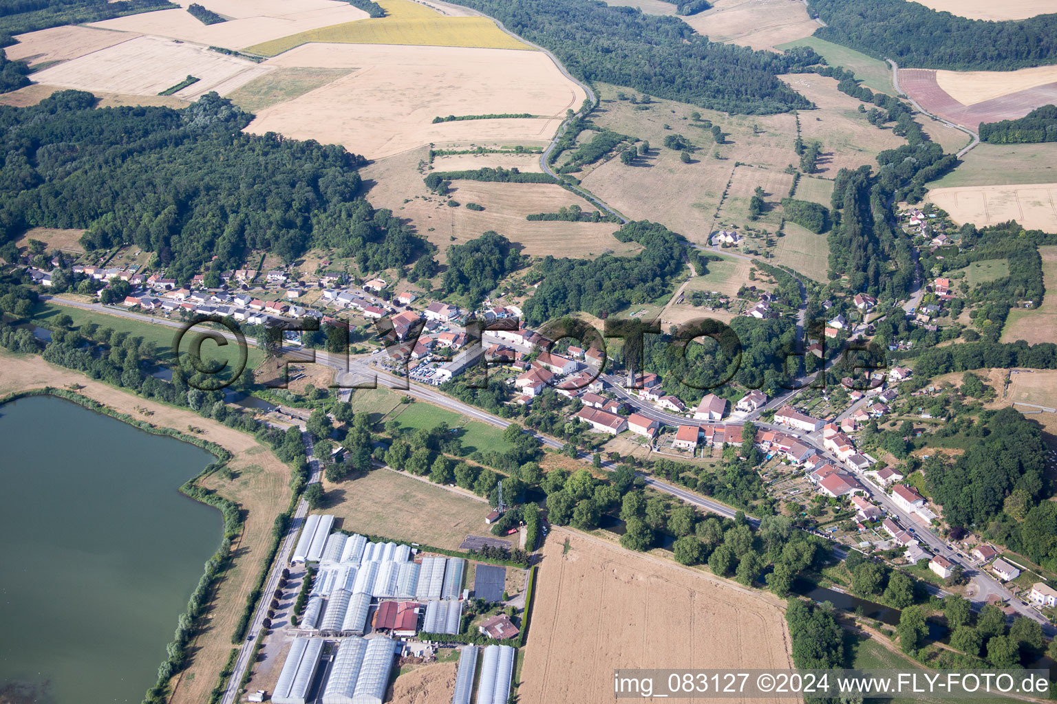 Vue aérienne de Crévéchamps dans le département Meurthe et Moselle, France