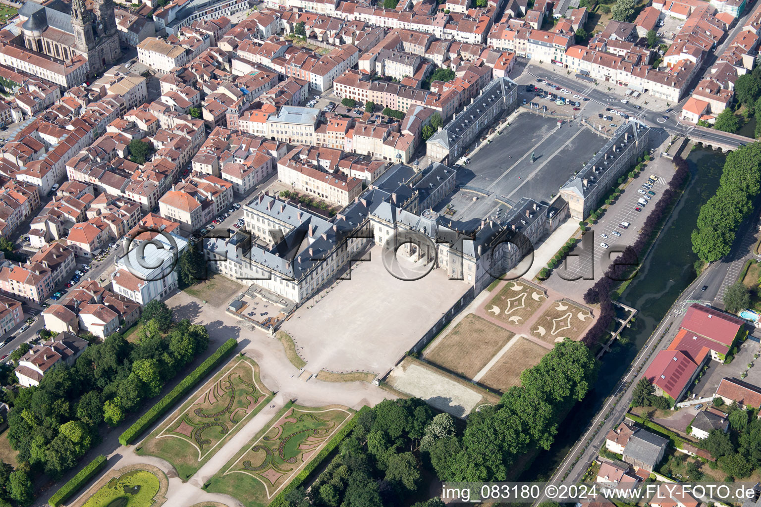 Lunéville dans le département Meurthe et Moselle, France vue du ciel