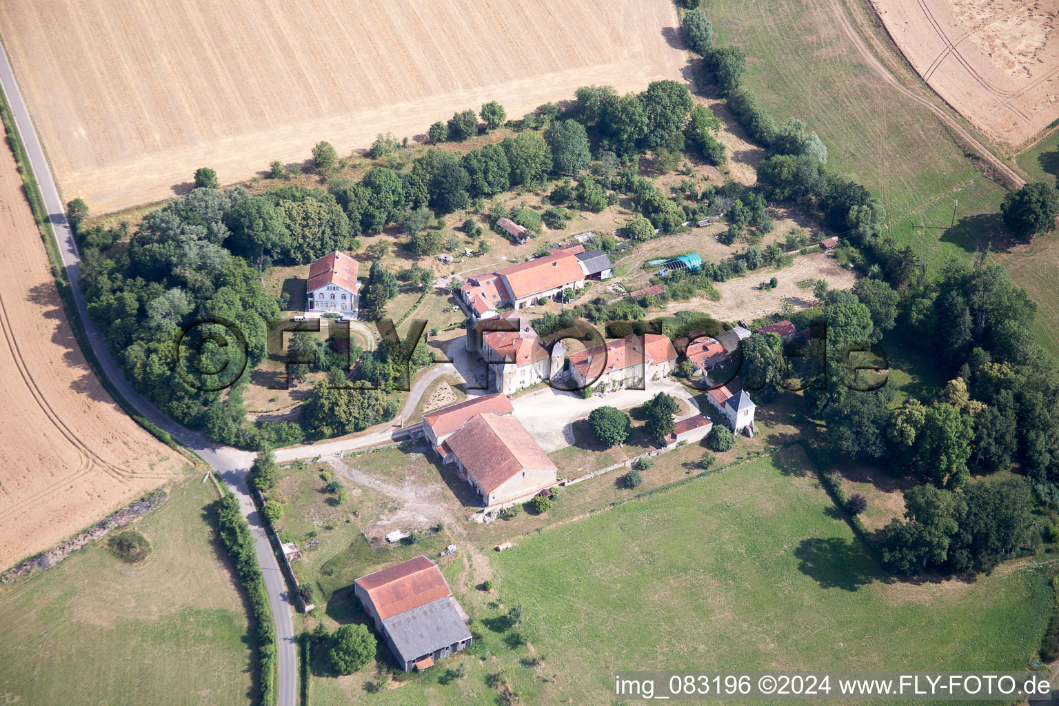 Photographie aérienne de Buissoncourt dans le département Meurthe et Moselle, France