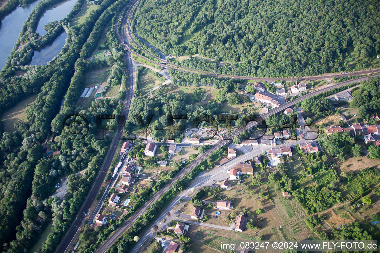 Arnaville dans le département Meurthe et Moselle, France hors des airs