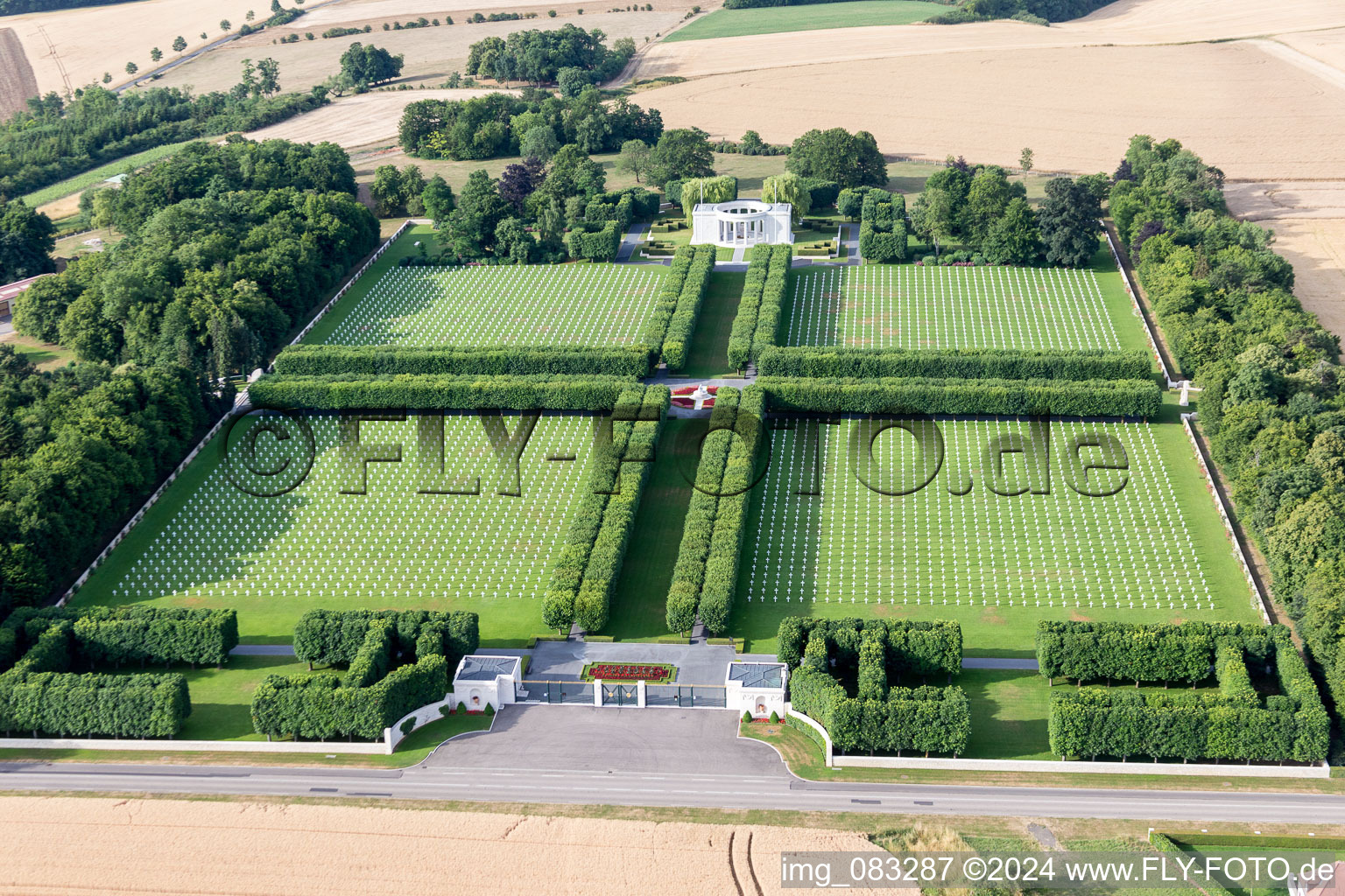 Cimetière militaire américain de Saint Mihiel à Thiaucourt-Regnieville à Thiaucourt-Regniéville dans le département Meurthe et Moselle, France hors des airs