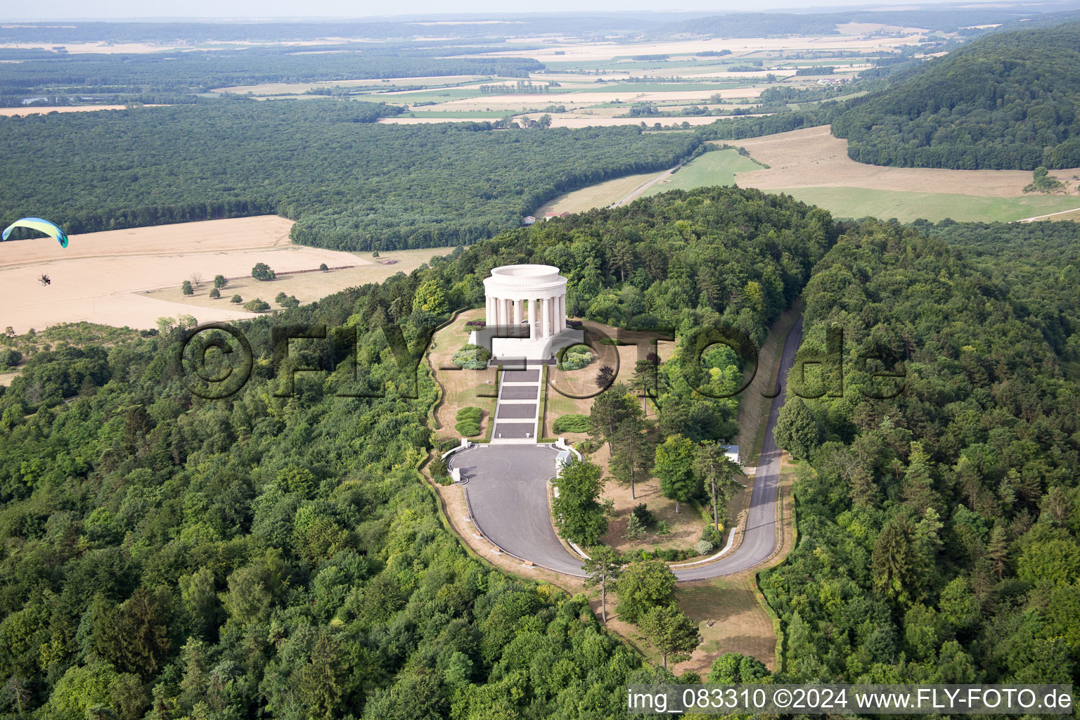 Vue d'oiseau de Mémorial de guerre américain à Montsec dans le département Meuse, France