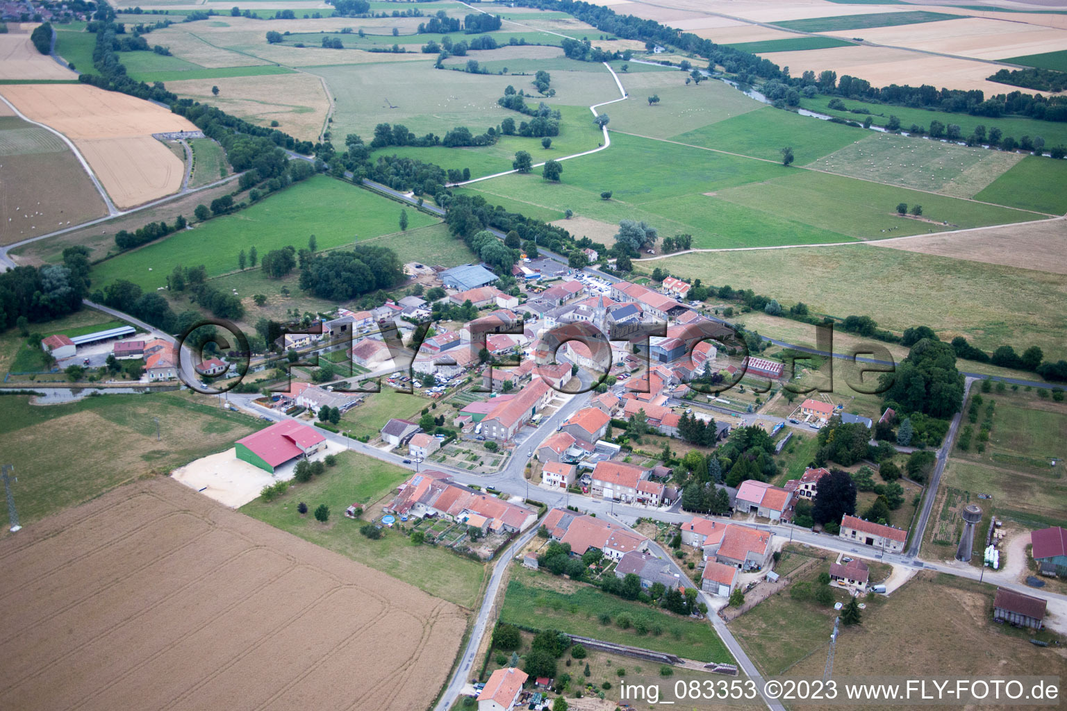 Photographie aérienne de Woimbey dans le département Meuse, France