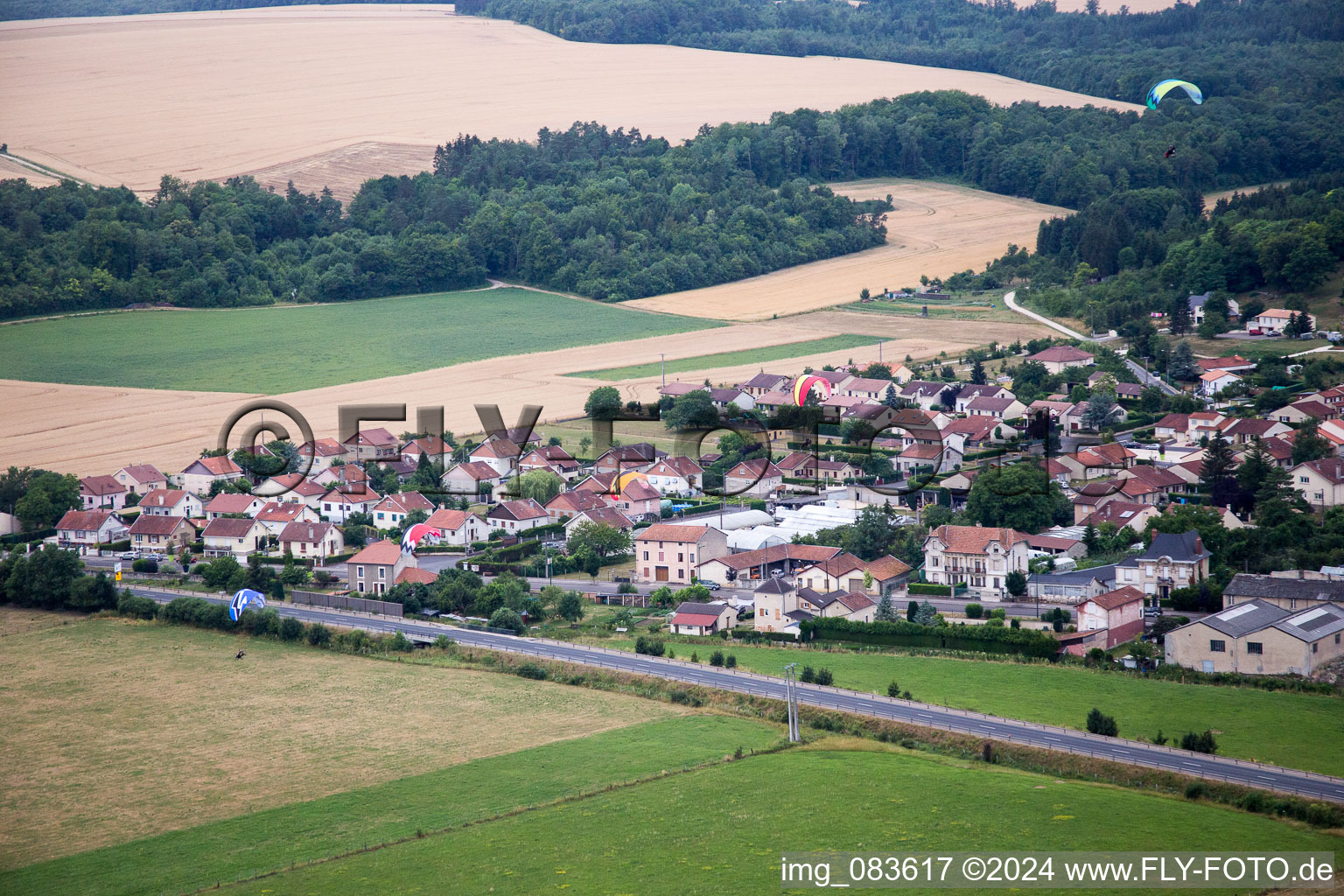 Vue d'oiseau de Vaucouleurs dans le département Meuse, France