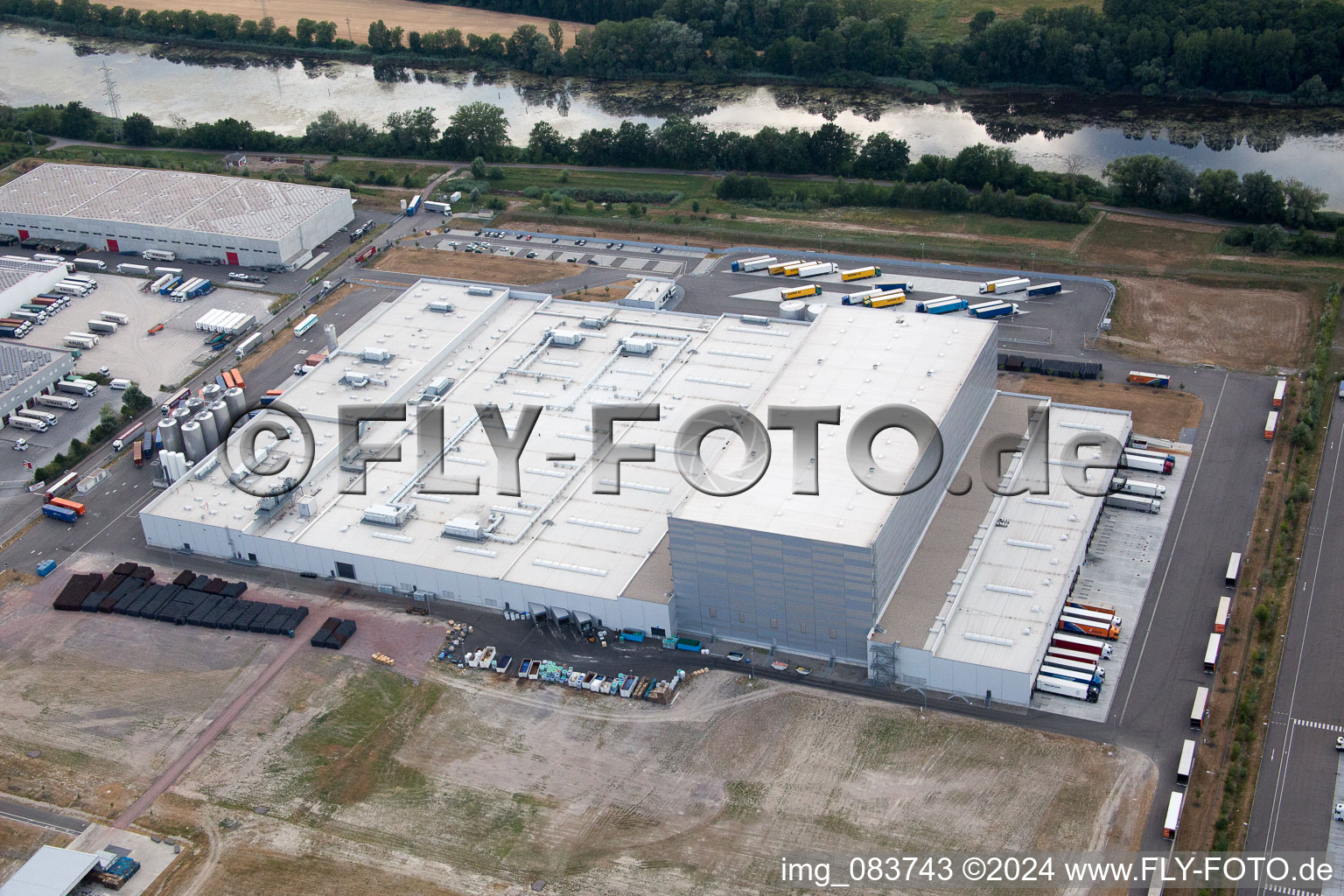 Photographie aérienne de Zone industrielle d'Oberwald à Wörth am Rhein dans le département Rhénanie-Palatinat, Allemagne