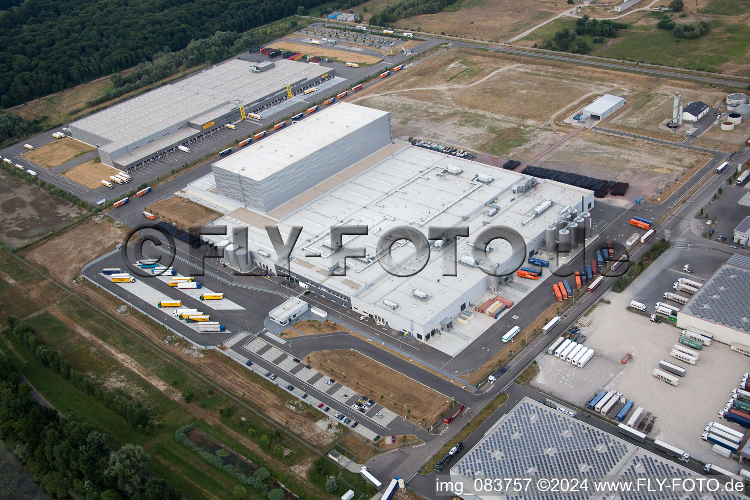 Image drone de Zone industrielle d'Oberwald à Wörth am Rhein dans le département Rhénanie-Palatinat, Allemagne