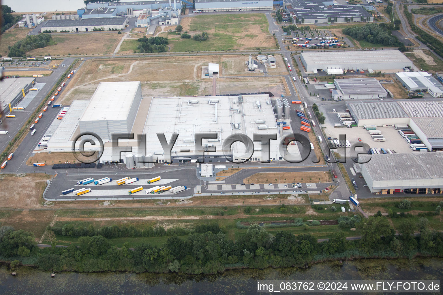 Photographie aérienne de Zone industrielle d'Oberwald à Wörth am Rhein dans le département Rhénanie-Palatinat, Allemagne