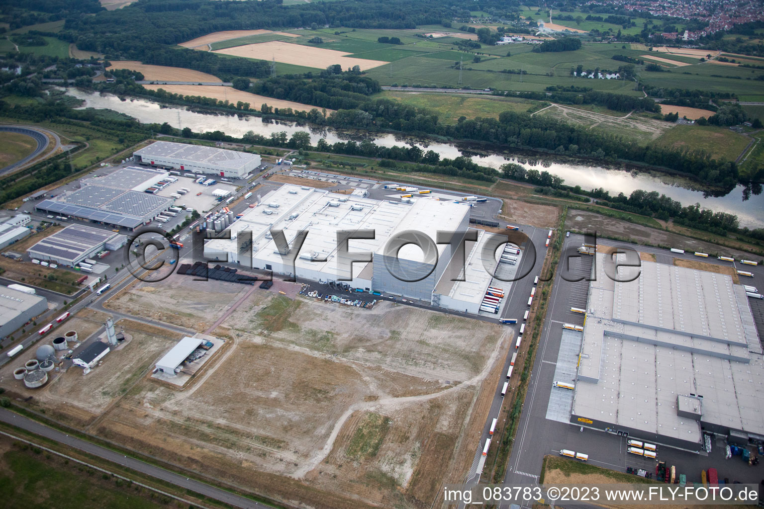 Photographie aérienne de Zone industrielle d'Oberwald à Wörth am Rhein dans le département Rhénanie-Palatinat, Allemagne