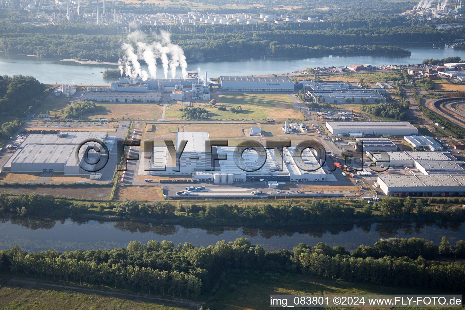 Photographie aérienne de Zone industrielle d'Oberwald à Wörth am Rhein dans le département Rhénanie-Palatinat, Allemagne