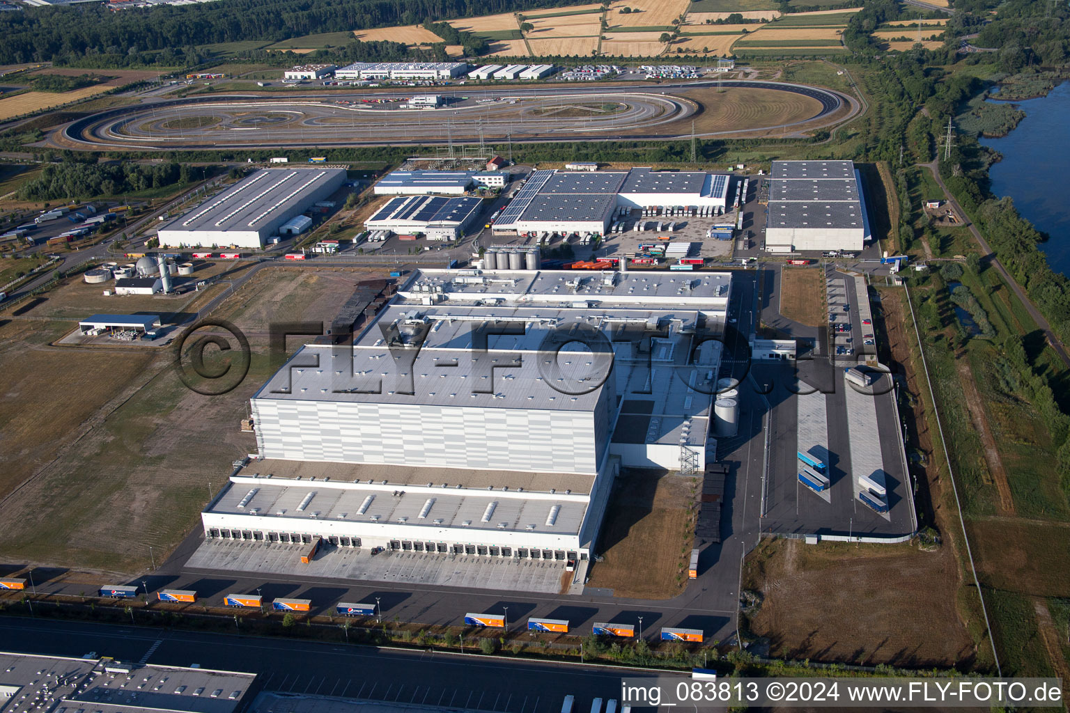 Image drone de Zone industrielle d'Oberwald à Wörth am Rhein dans le département Rhénanie-Palatinat, Allemagne