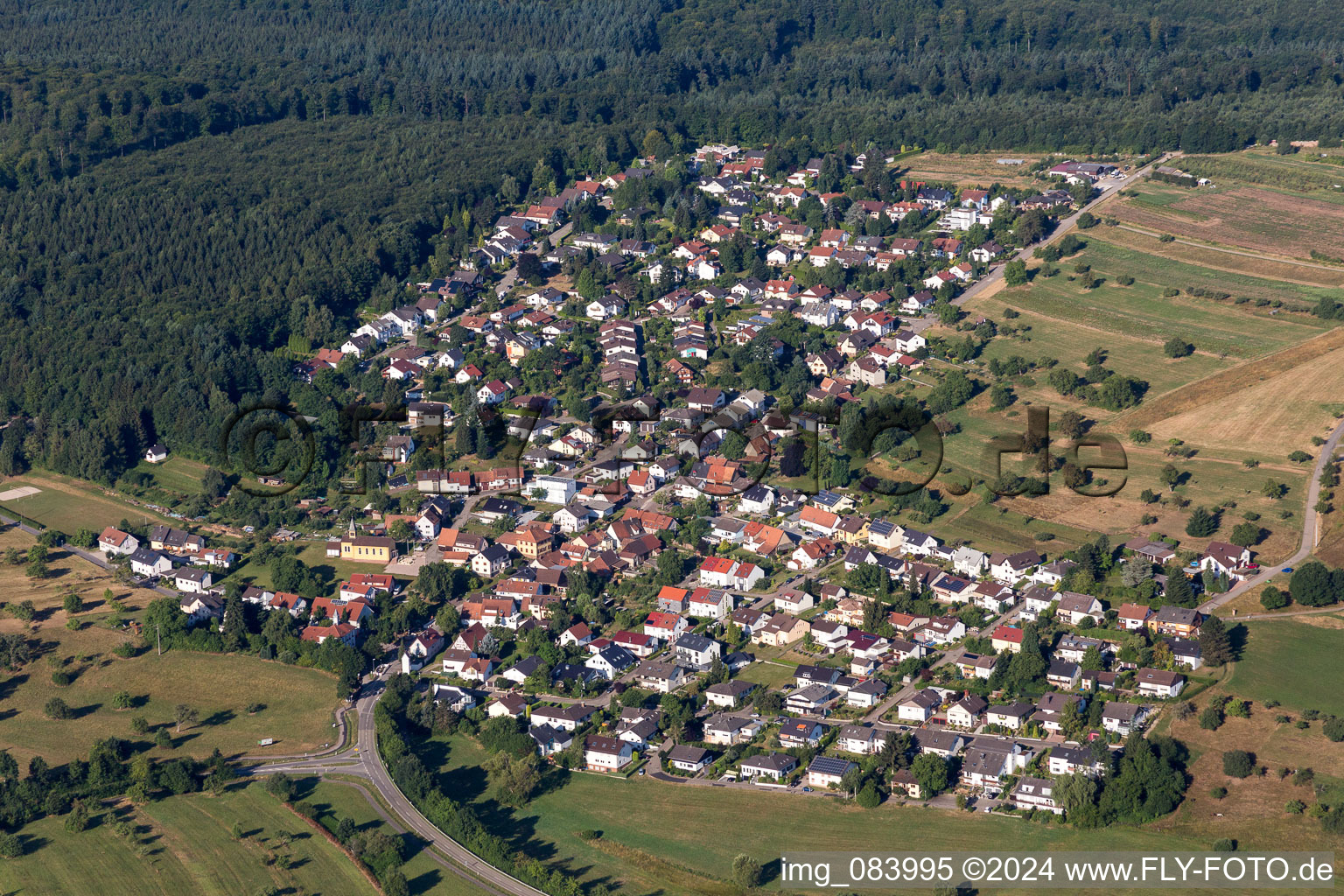 Vue aérienne de Quartier Schluttenbach in Ettlingen dans le département Bade-Wurtemberg, Allemagne