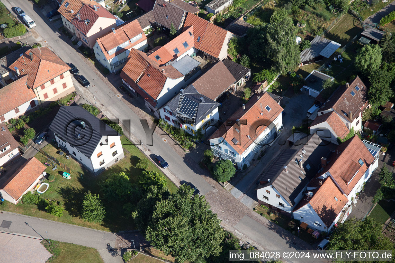 Vue d'oiseau de Quartier Schluttenbach in Ettlingen dans le département Bade-Wurtemberg, Allemagne