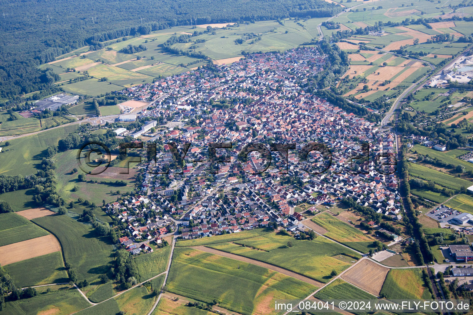 Image drone de Hagenbach dans le département Rhénanie-Palatinat, Allemagne